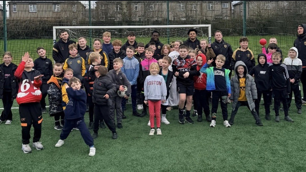 Castleford Tigers Strengthen Commitment to Developing Young Players with Free Coaching Session in Airedale