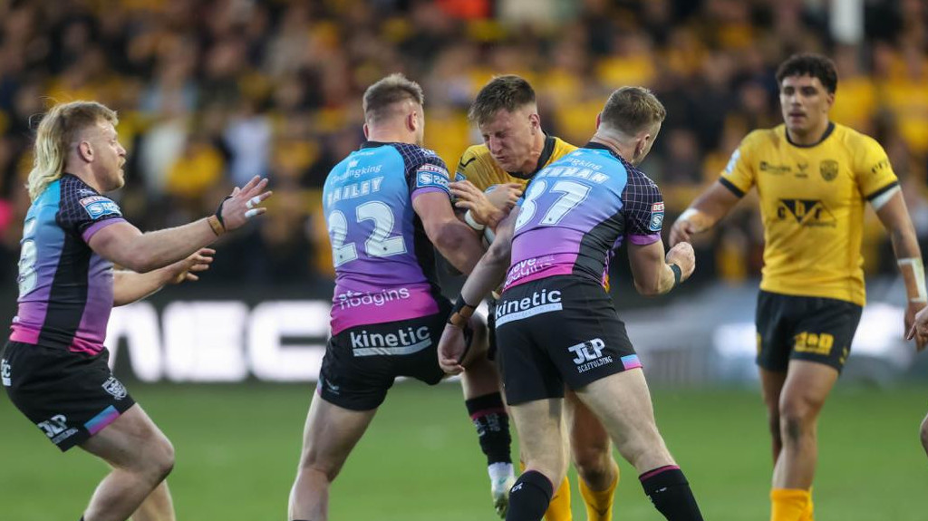 REPORT: Castleford Tigers v Hull FC