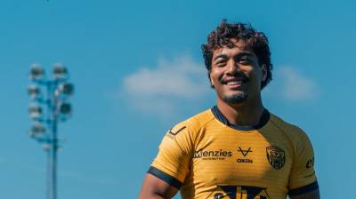 Tigers sign Phoenix Laulu-Togaga'e